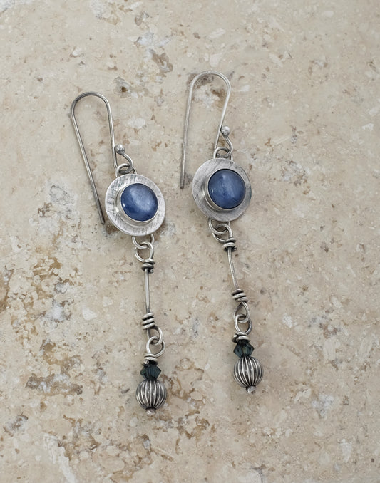 Kyanite & Sterling Bead E908