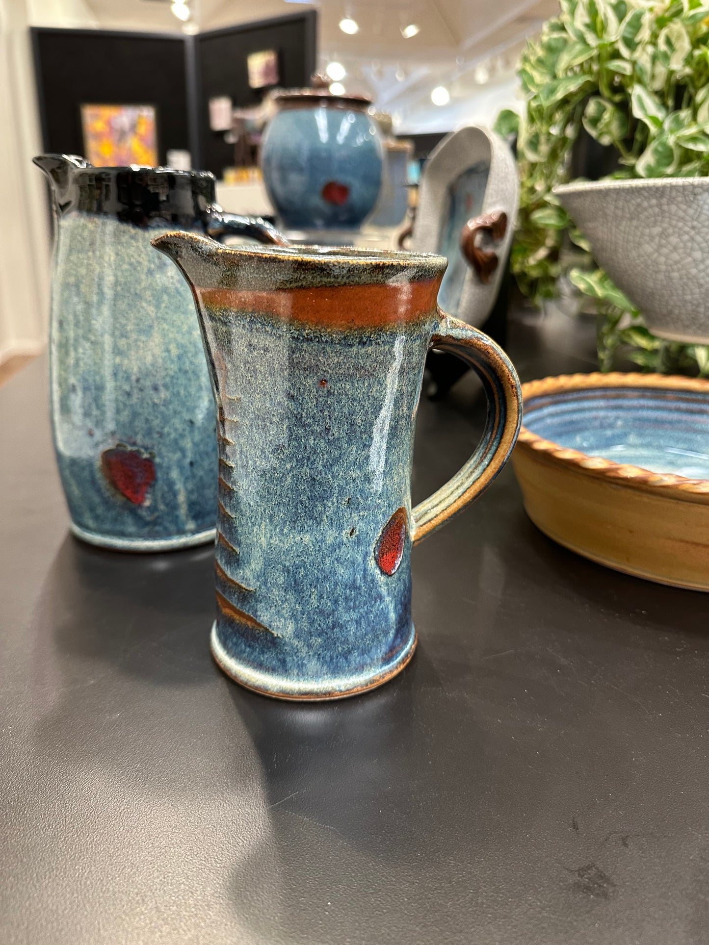 Pitcher 7"